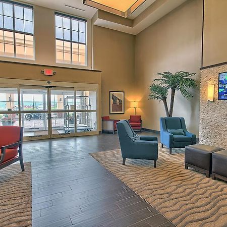 Comfort Suites Marietta-Parkersburg Bagian luar foto