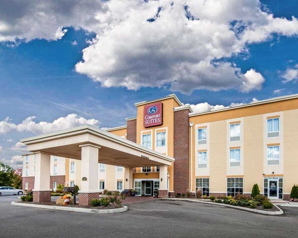 Comfort Suites Marietta-Parkersburg Bagian luar foto